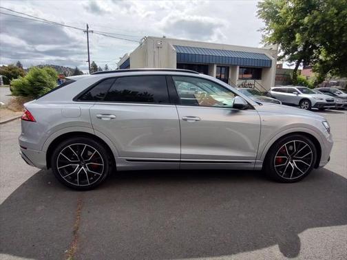 2019 Audi Q8 3.0T Premium Plus