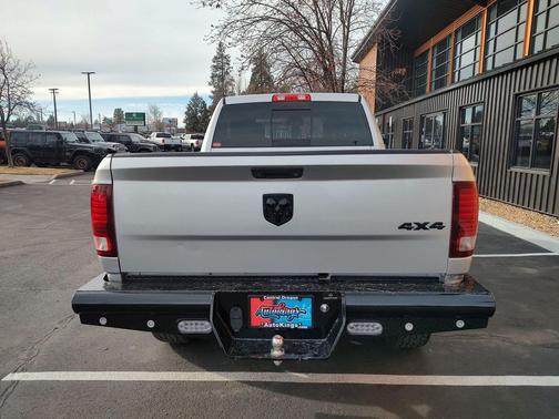 2017 RAM 3500 Laramie Crew Cab 4x4 6'4' Box