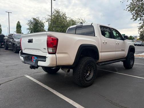 Super White 2017 Toyota Tacoma TRD Off Road