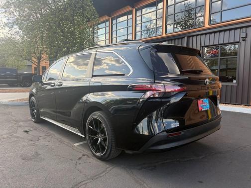 Midnight Black Metallic 2021 Toyota Sienna XLE 8 Passenger