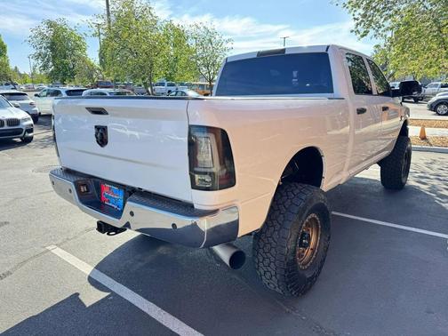 Bright White Clearcoat 2017 RAM 2500 Tradesman Crew Cab 4x4 6'4' Box