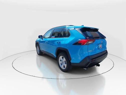 2020 Toyota RAV4 Hybrid LE