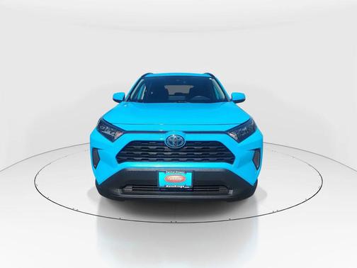 2020 Toyota RAV4 Hybrid LE
