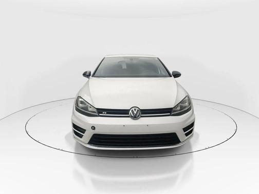 2016 Volkswagen Golf R 4-Door w/DCC & Navigation