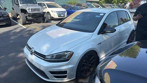 2016 Volkswagen Golf R 4-Door w/DCC & Navigation