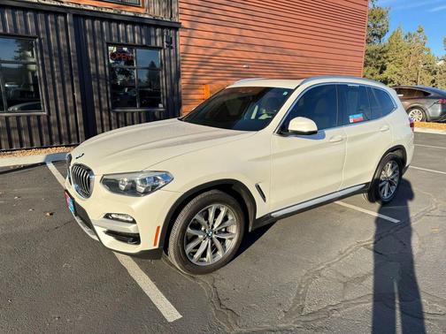 Mineral White Metallic 2019 BMW X3 xDrive30i