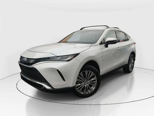 2023 Toyota Venza XLE