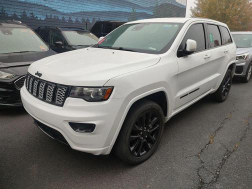 2021 Jeep Grand Cherokee Laredo