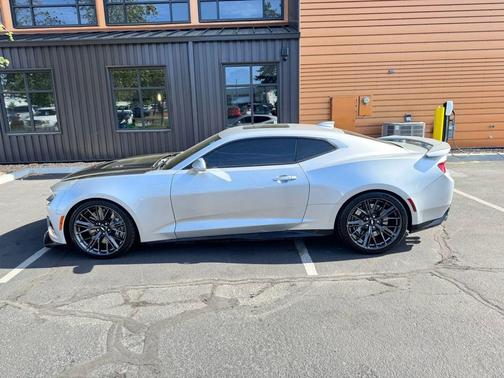 Silver Ice Metallic 2017 Chevrolet Camaro ZL1