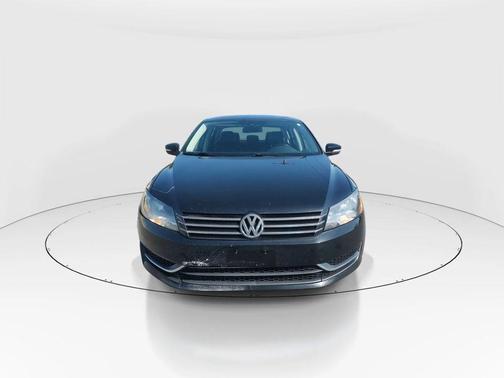 2014 Volkswagen Passat 1.8T Auto S