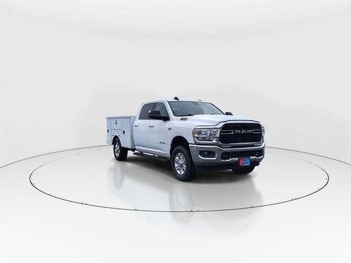 2021 RAM 3500 Big Horn Crew Cab 4x4 8' Box