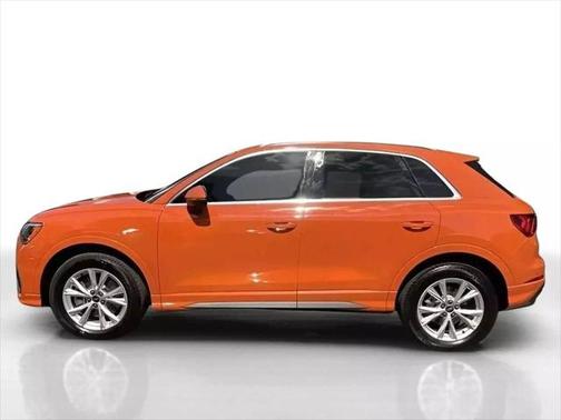 2022 Audi Q3 45 S line Premium