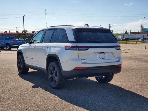 2025 Jeep Grand Cherokee Limited X