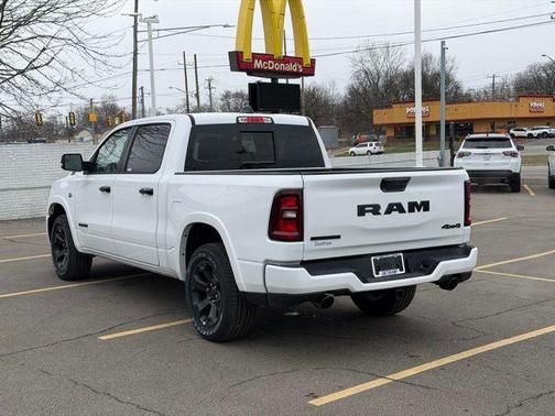 Bright White Clearcoat 2026 RAM 1500 Big Horn/Lone Star
