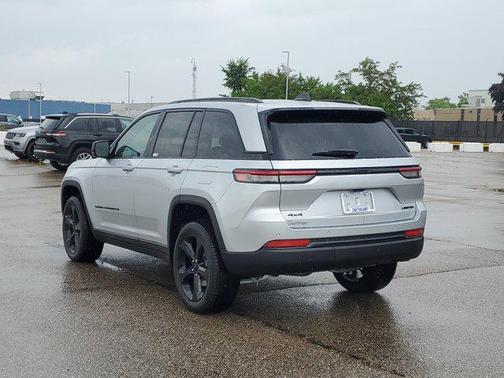 2025 Jeep Grand Cherokee Limited X