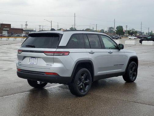 2025 Jeep Grand Cherokee Limited X