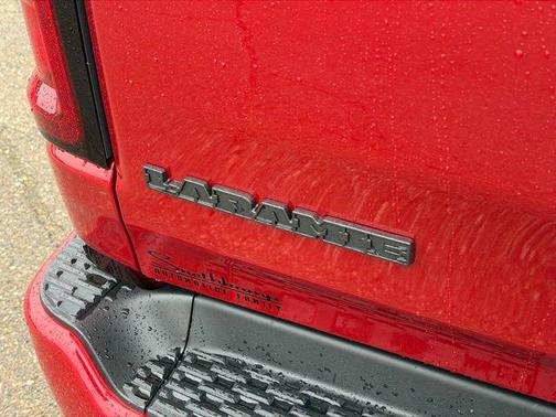Molten Red Pearlcoat 2026 RAM 1500 Laramie