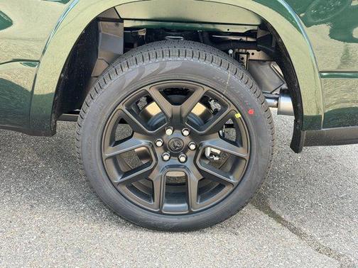 Serrano Green Metallic 2026 RAM 1500 Laramie