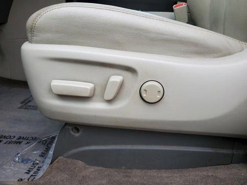 2012 Toyota Sienna XLE