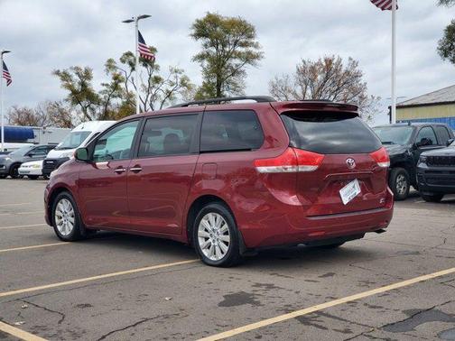 2012 Toyota Sienna XLE