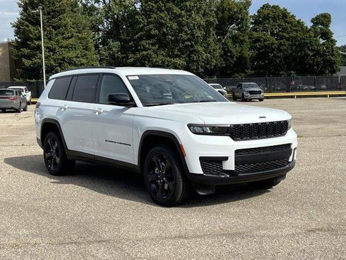 2025 Jeep Grand Cherokee L Altitude