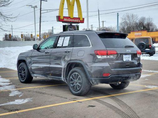 2021 Jeep Grand Cherokee Laredo