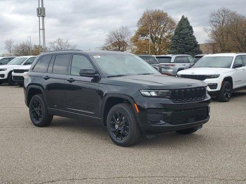 2025 Jeep Grand Cherokee Altitude