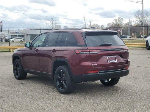 2025 Jeep Grand Cherokee Limited