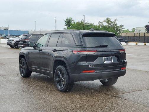 2025 Jeep Grand Cherokee Limited X