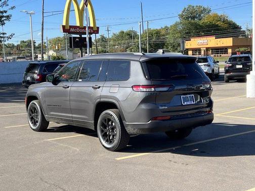 2025 Jeep Grand Cherokee L Altitude