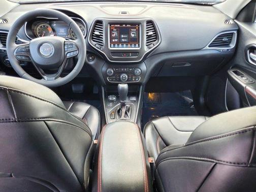 2022 Jeep Cherokee Trailhawk