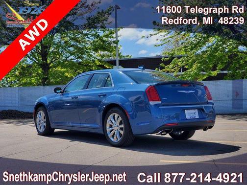 2021 Chrysler 300 Touring