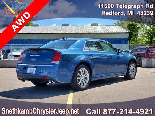 2021 Chrysler 300 Touring