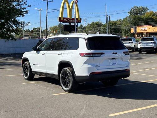 2025 Jeep Grand Cherokee L Altitude