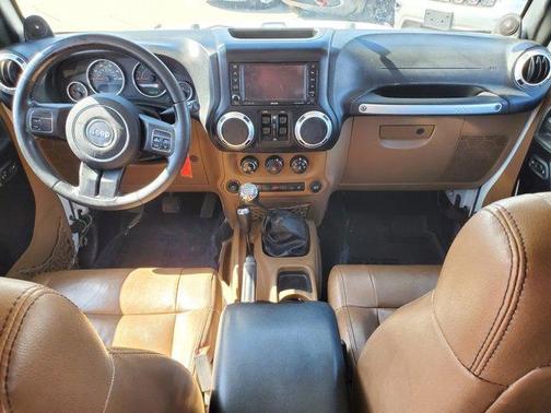 2012 Jeep Wrangler Unlimited Sahara