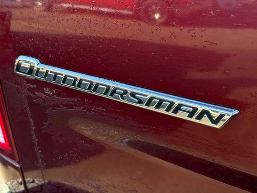 Delmonico Red Pearlcoat 2016 RAM 1500 Outdoorsman