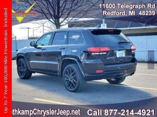 2022 Jeep Grand Cherokee Laredo
