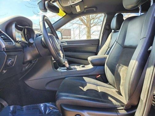 2022 Jeep Grand Cherokee Laredo