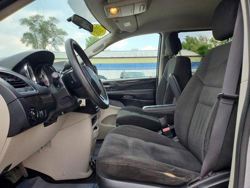 2016 Dodge Grand Caravan AVP/SE