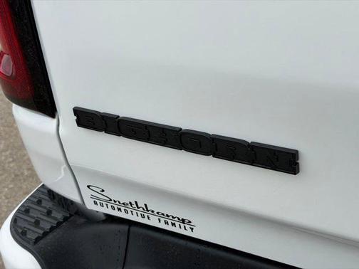 Bright White Clearcoat 2026 RAM 1500 Big Horn/Lone Star