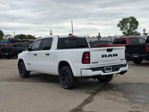 Bright White Clearcoat 2026 RAM 1500 Big Horn/Lone Star