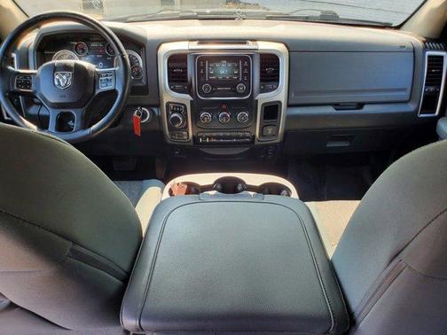 2014 RAM 1500 SLT