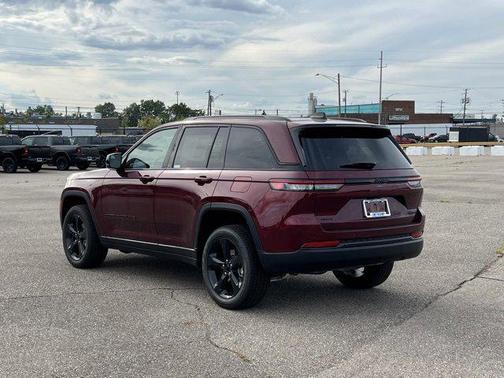 2025 Jeep Grand Cherokee Limited X