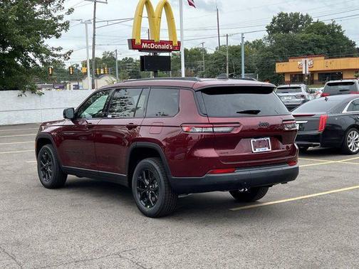 2025 Jeep Grand Cherokee L Altitude
