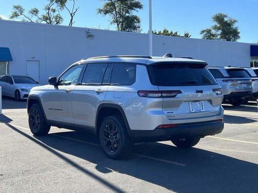 2025 Jeep Grand Cherokee L Altitude