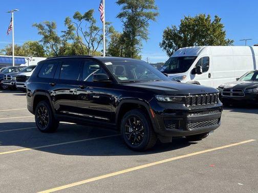 2025 Jeep Grand Cherokee L Altitude
