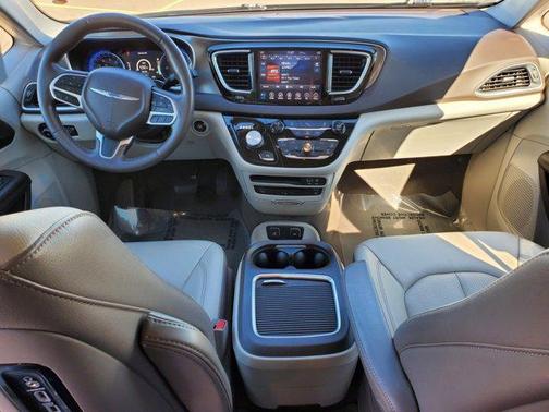 2018 Chrysler Pacifica Touring-L Plus