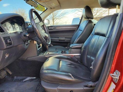 2009 Chrysler 300 Touring/Signature/Executive Series