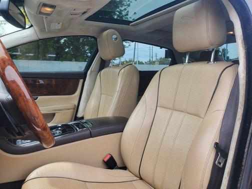 2014 Jaguar XJ XJL Portfolio