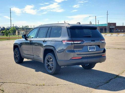 2025 Jeep Grand Cherokee L Altitude